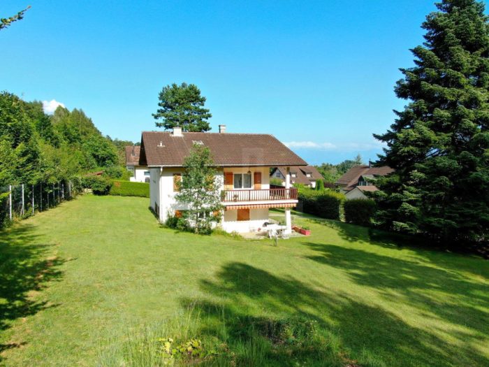 Une vue et un calme Olympien... Weibel & Loeb Real Estate